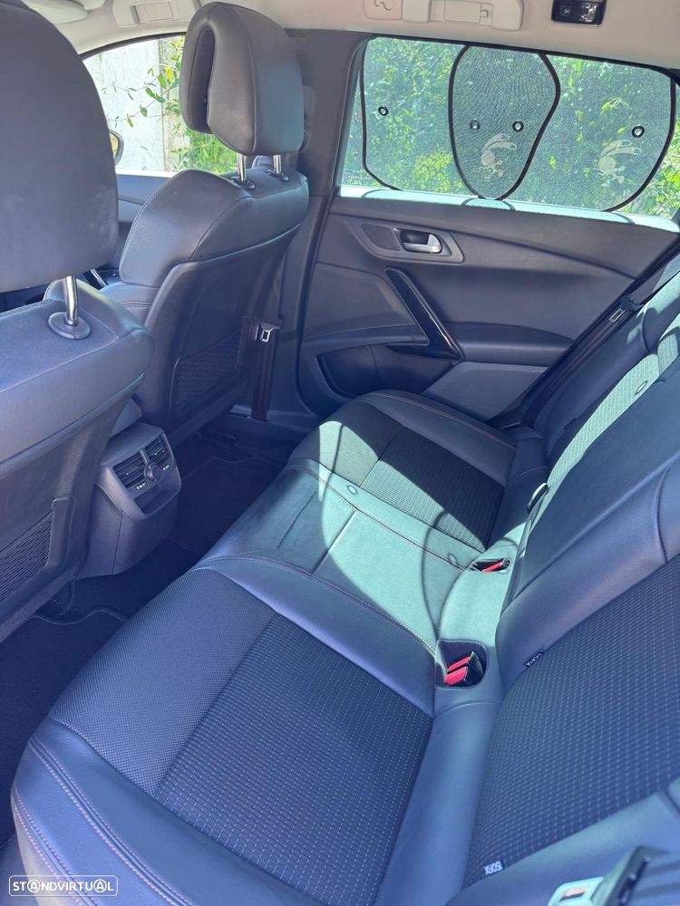 Peugeot 508 RXH 2.0 HDi Hybrid4 2-Tronic - 19