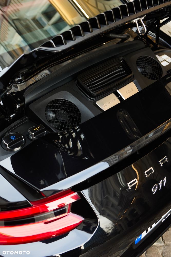 Porsche 911 Carrera S PDK - 18