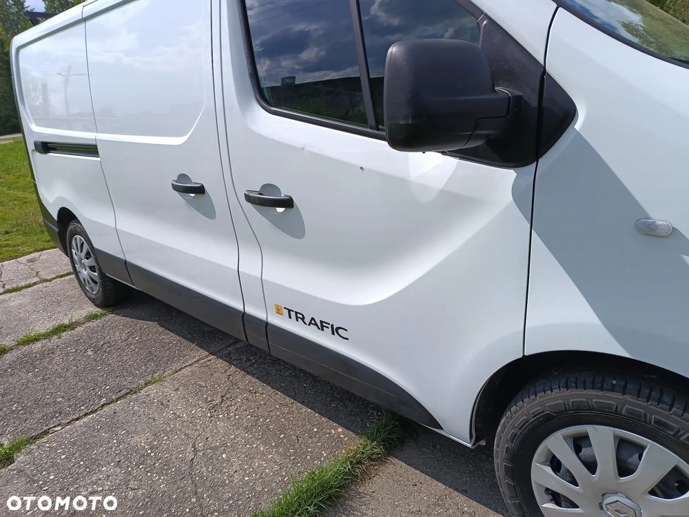 Renault Trafic L2H1 1.6 diesel 140kM 2014rok WEBASTO, CZUJNIKI PARKOWANIA, HAK, BAGAŻNIK DACHOWY, drzwi przesuwne z obu stron, stan BDB, BEZWPADKOWY! - 20