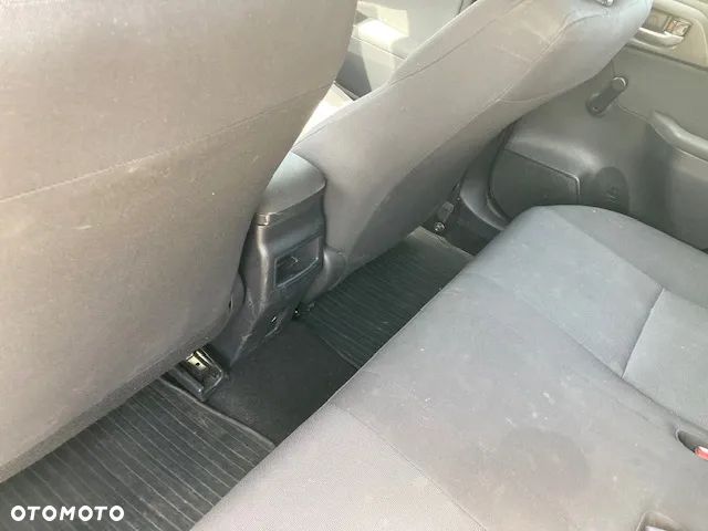 Toyota Auris 1.6 Active - 19