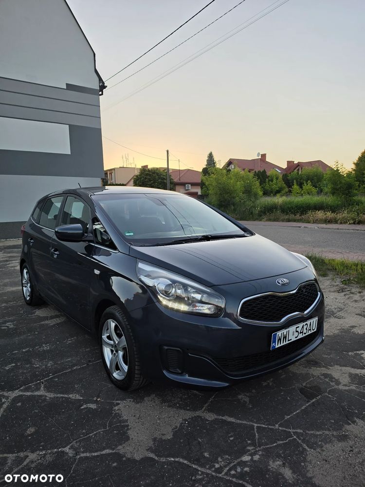 Kia Carens 1.7 CRDi XL 7os - 38