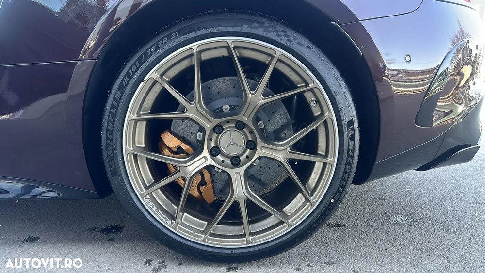 Mercedes-Benz AMG GT - 9