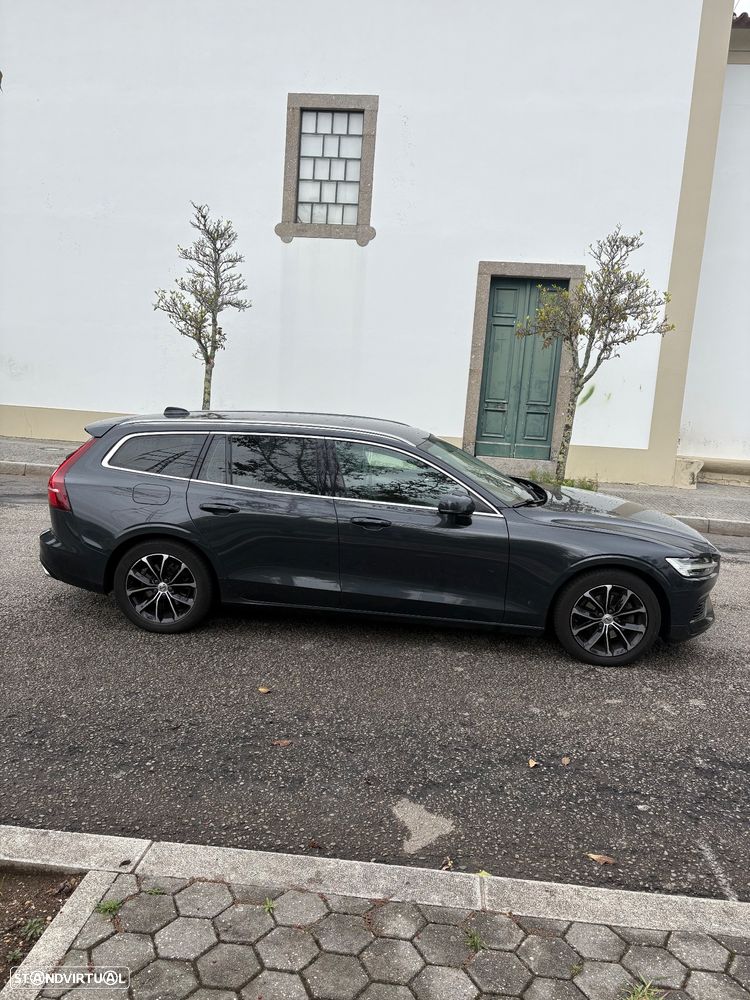 Volvo V60 2.0 D3 Momentum Plus - 7