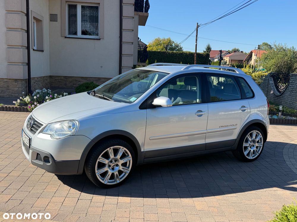Volkswagen Polo Cross 1.6 - 17