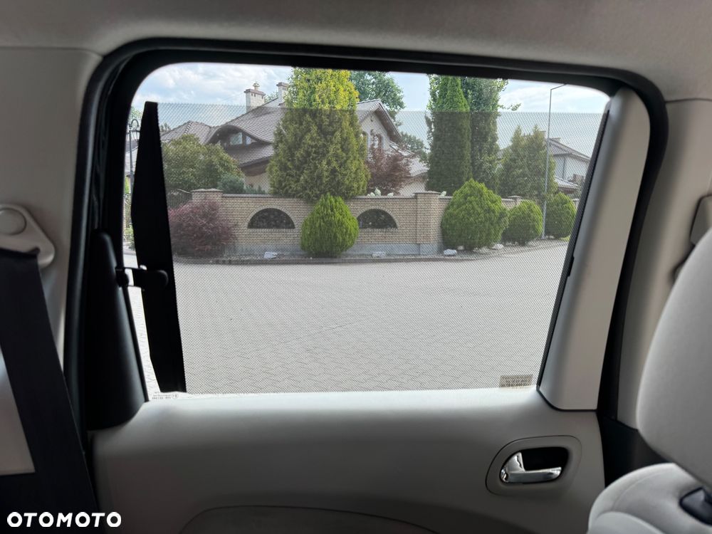 Citroën C3 Picasso 1.6i Exclusive - 31