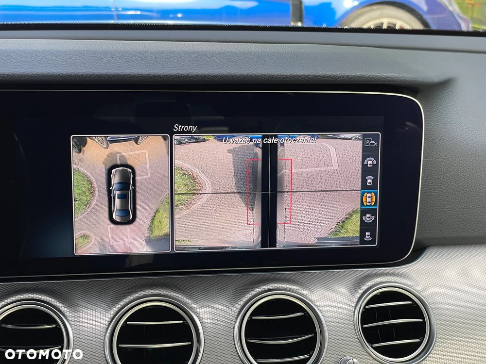 Mercedes-Benz Klasa E 220 d 4-Matic 9G-TRONIC - 27
