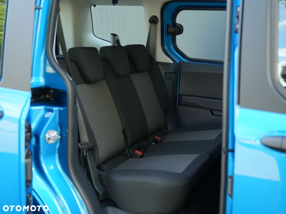 Ford Tourneo Courier - 20