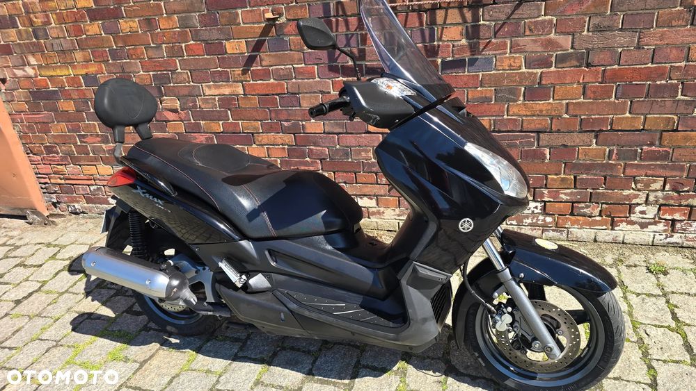 Yamaha X-max - 25