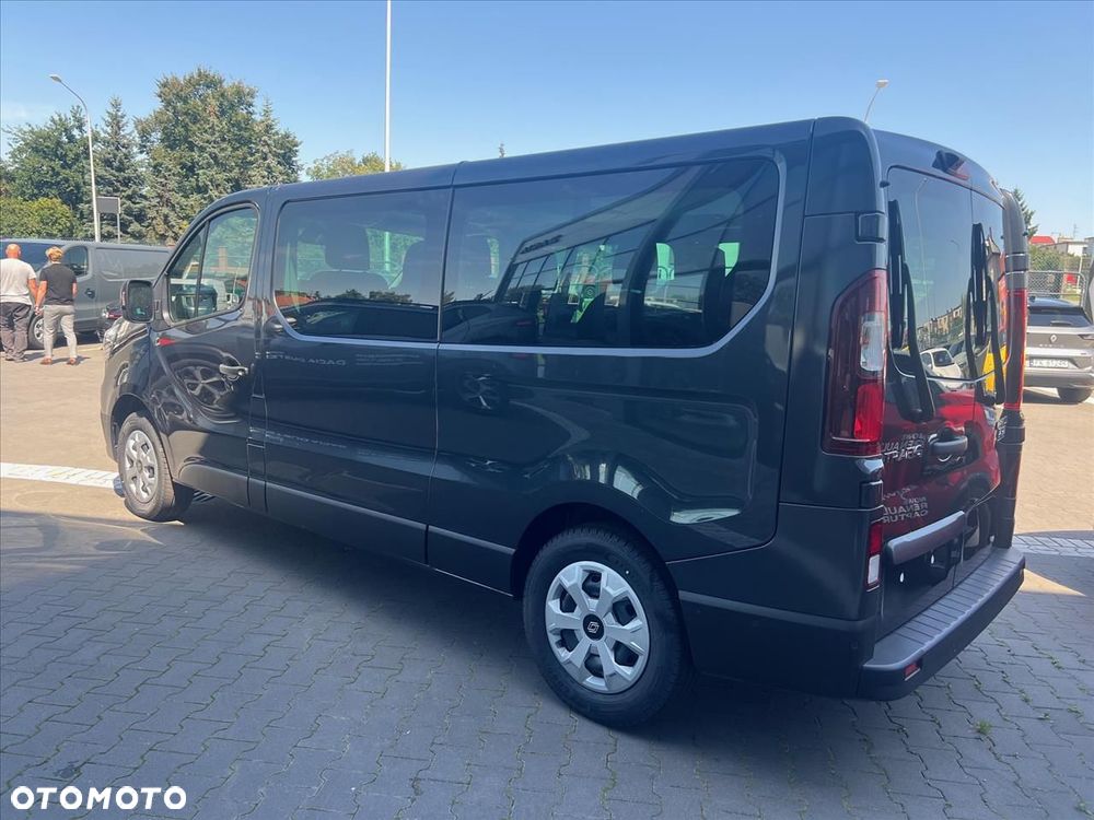 Renault trafic - 10
