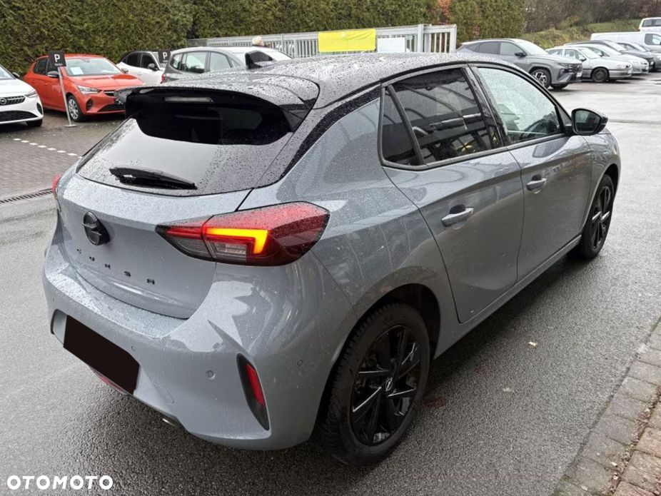 Opel Corsa 1.2 GS S&S - 3