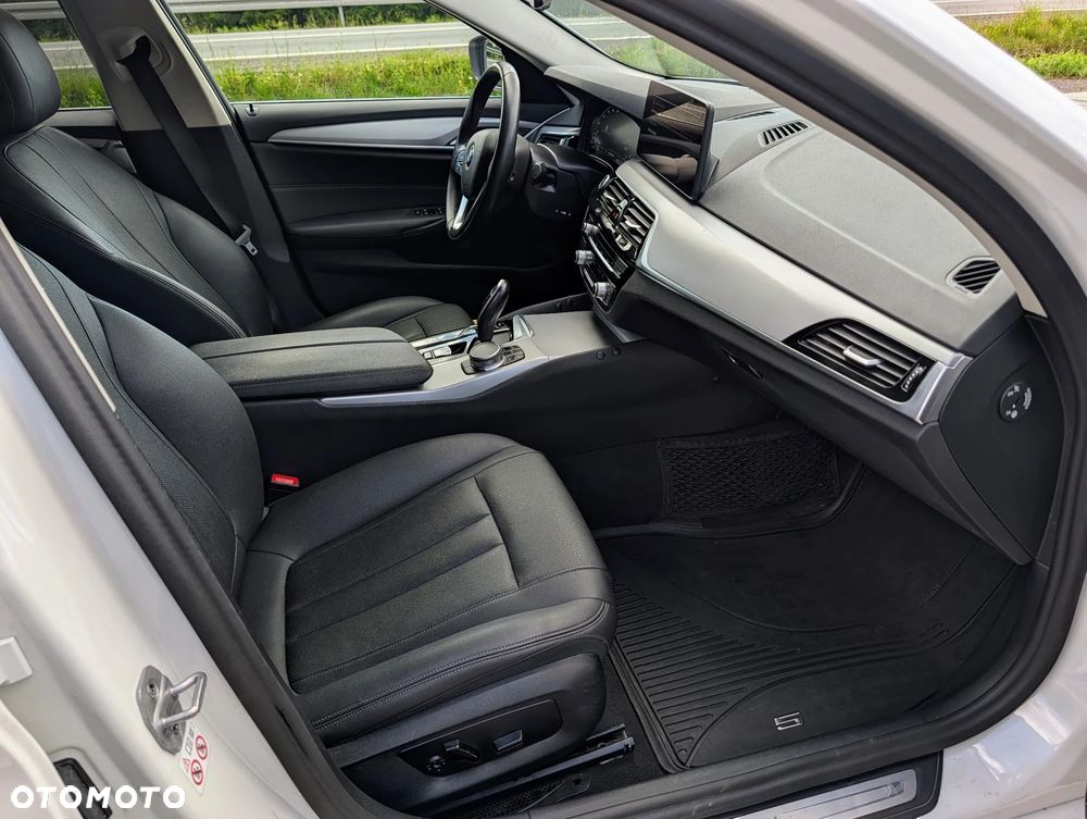 BMW Seria 5 530d - 13