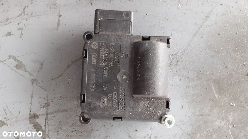 Silnik sterownik nagrzewnicy Audi A6 C6 4F0 820511 - 2