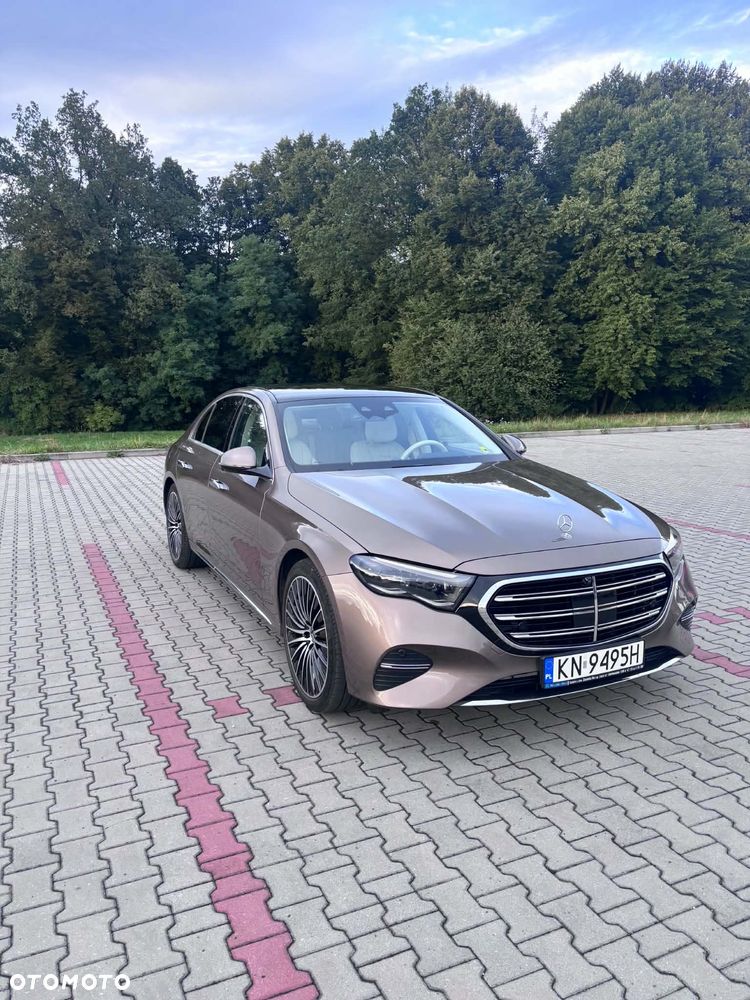 Mercedes-Benz Klasa E 400 PHEV 4-Matic Exclusive 9G-Tronic - 2