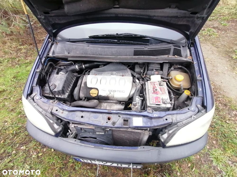 Opel Zafira 1.8 16V Elegance - 12