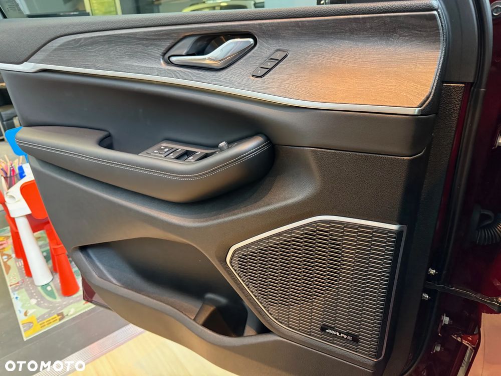 Jeep Grand Cherokee - 16