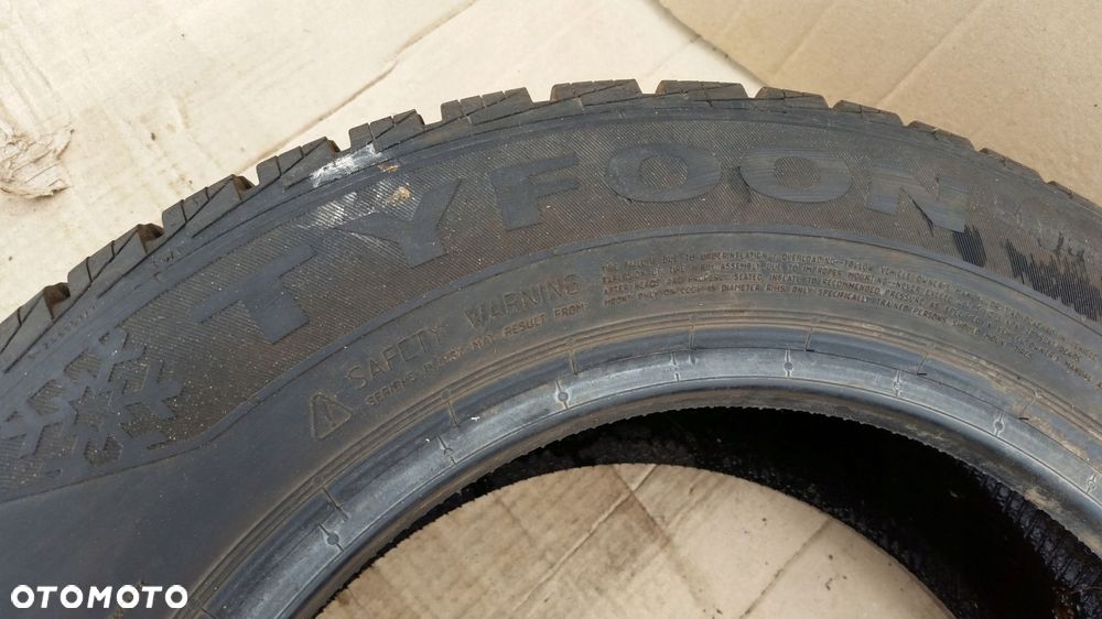 opona tyfoon 4-season 195/60r15 88 h 22r - 3