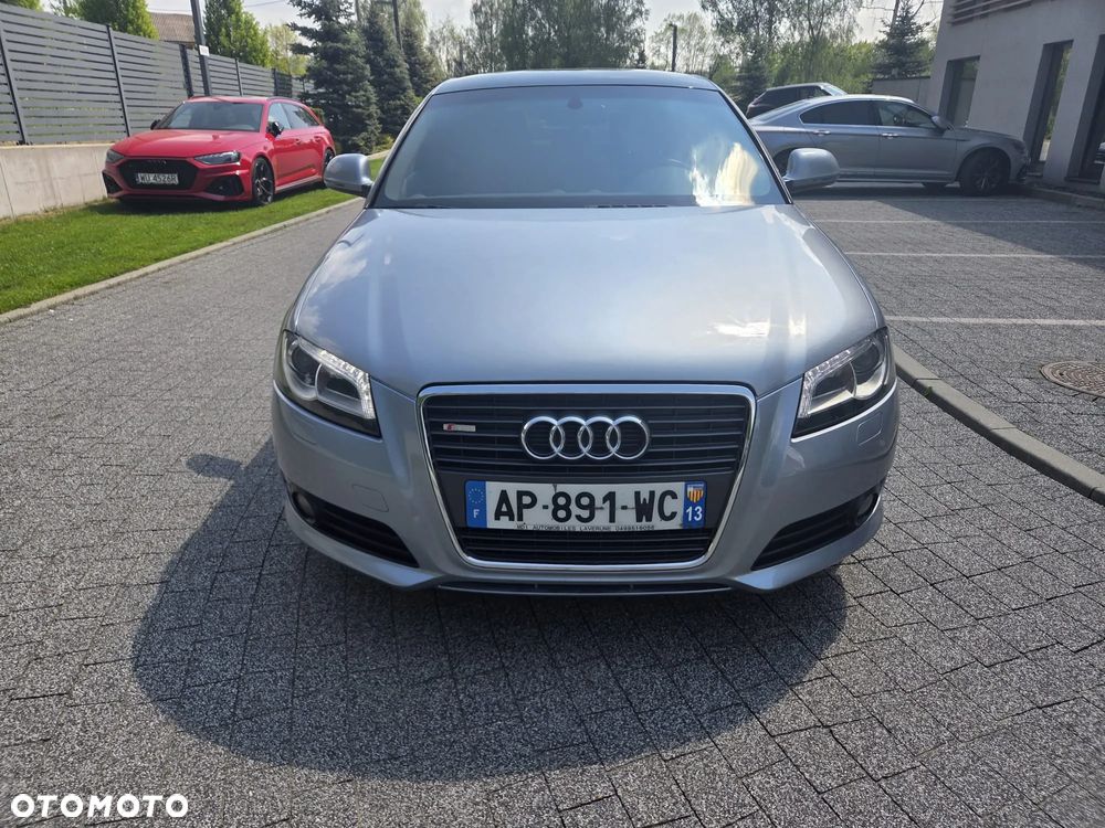 Audi A3 Sportback 2.0 TDI DPF S tronic S line Sportpaket - 2
