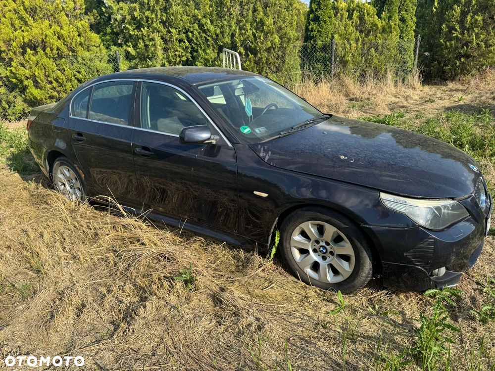 BMW Seria 5 525d Touring - 3