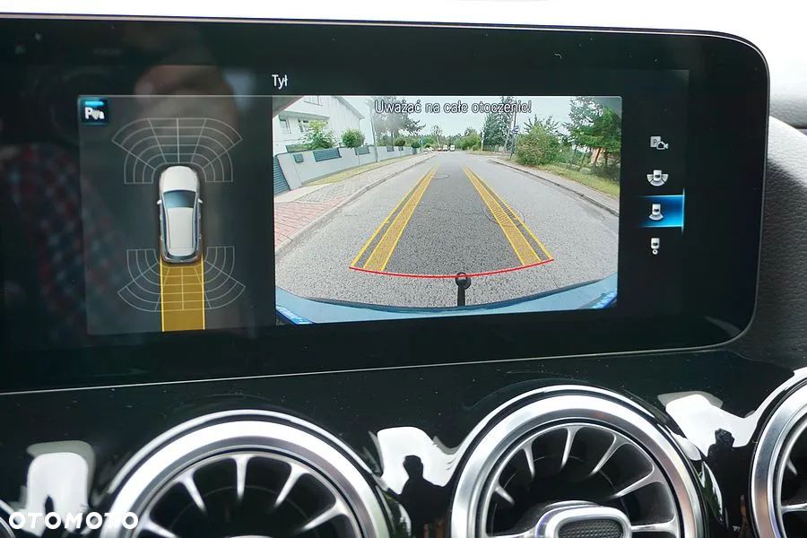 Mercedes-Benz Klasa B 180 7G-DCT AMG Line Advanced Plus - 35