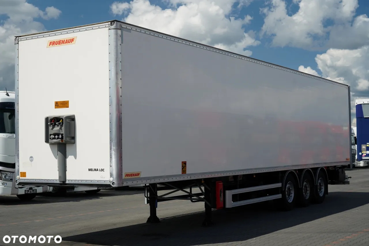 Fruehauf KONTENER / KOFFER /  DOPPLESTOCK / OSIE SAF / 2 OSIE  PODNOSZONE / ROLETA / MOCNA PODŁOGA: SZYNA DESKA - 3