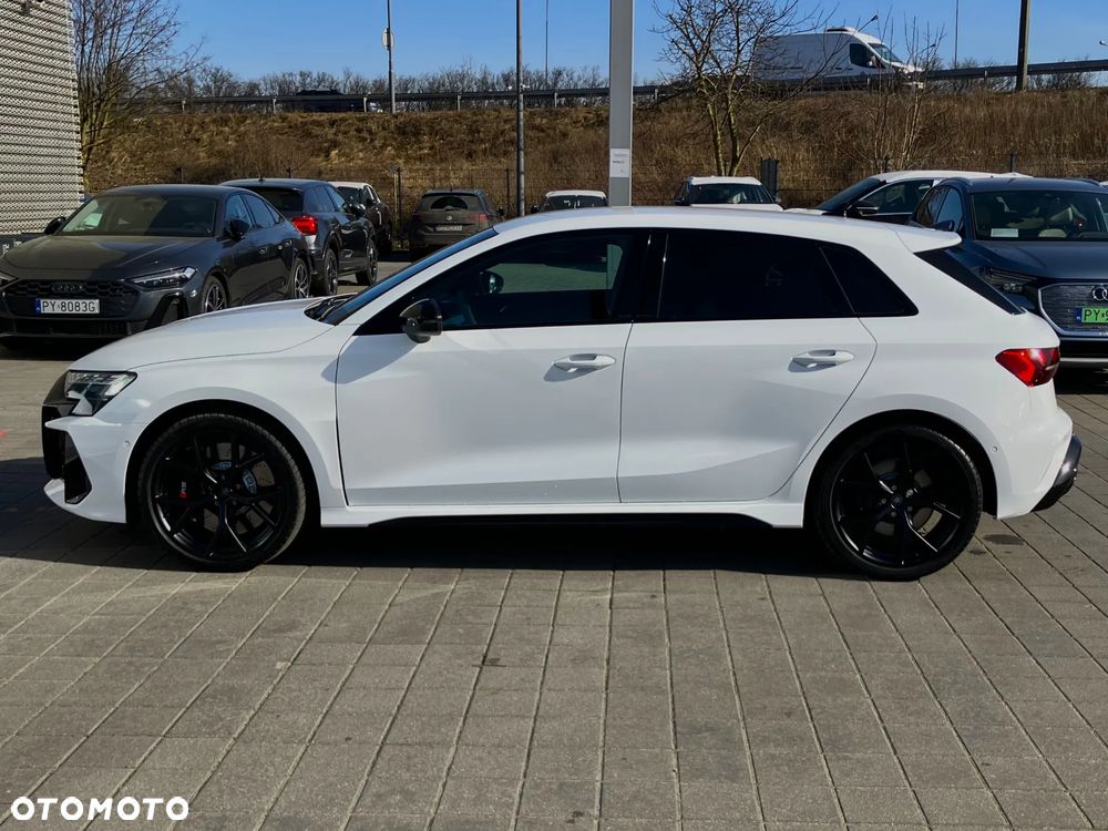 Audi RS3 Sportback - 12