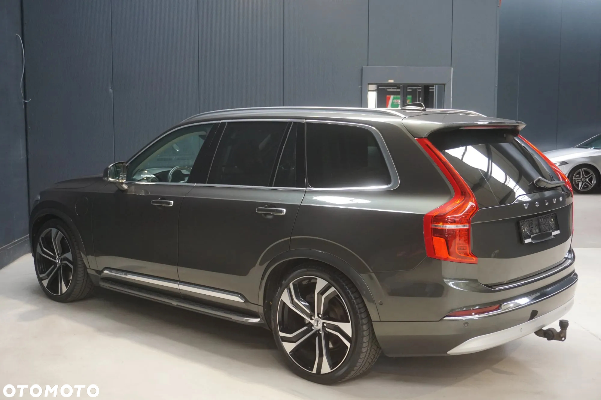 Volvo XC 90 T8 AWD Recharge Geartronic Inscription Edition - 4