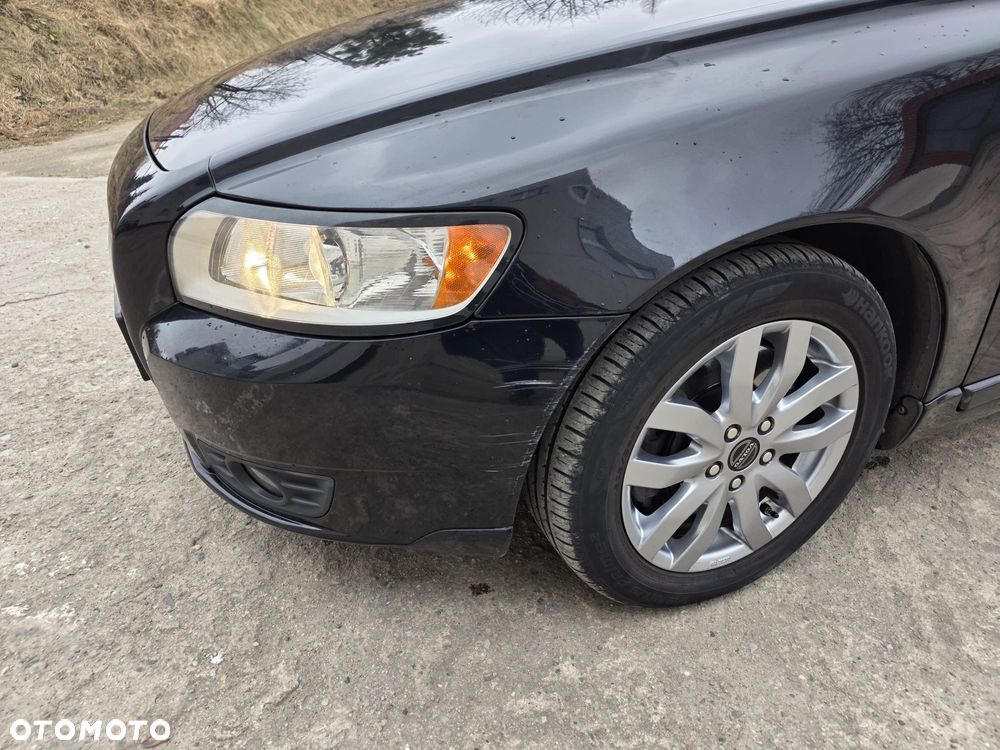 Volvo V50 - 2