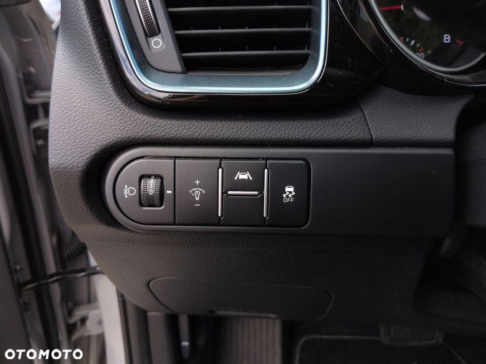 Kia XCeed 1.6 T-GDI Tribute DCT - 11