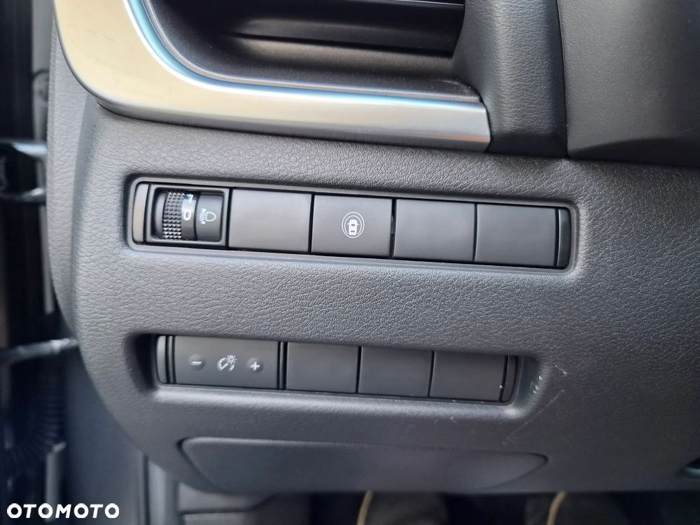 Nissan X-Trail 1.5 VC-T e-POWER N-Trek e-4ORCE 7os - 26