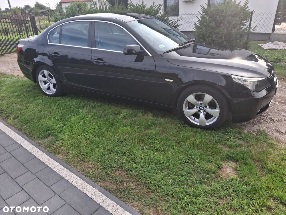 BMW Seria 5 525d - 11