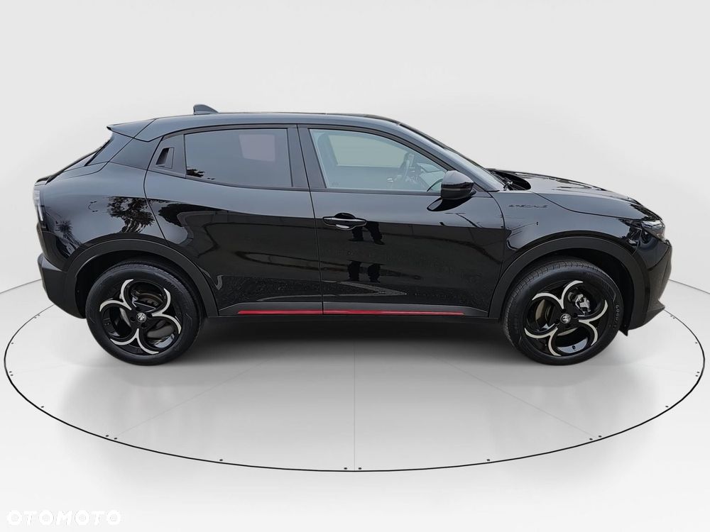 Alfa Romeo Junior 2025 photo 4
