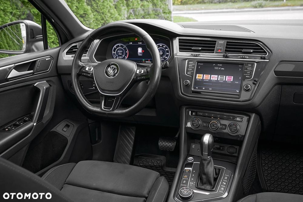 Volkswagen Tiguan - 9