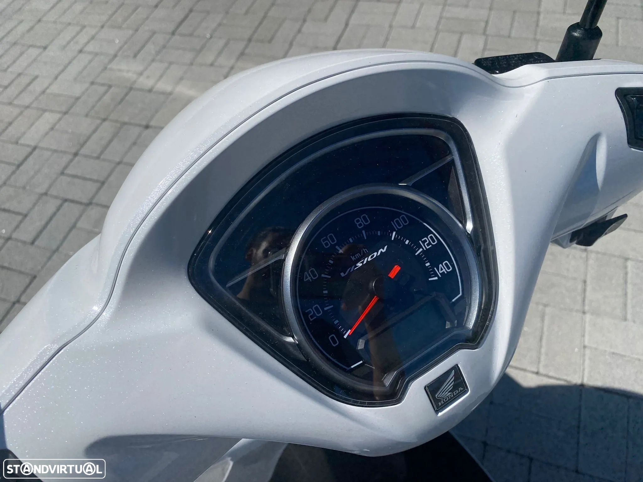 Honda Vision 110 - 6
