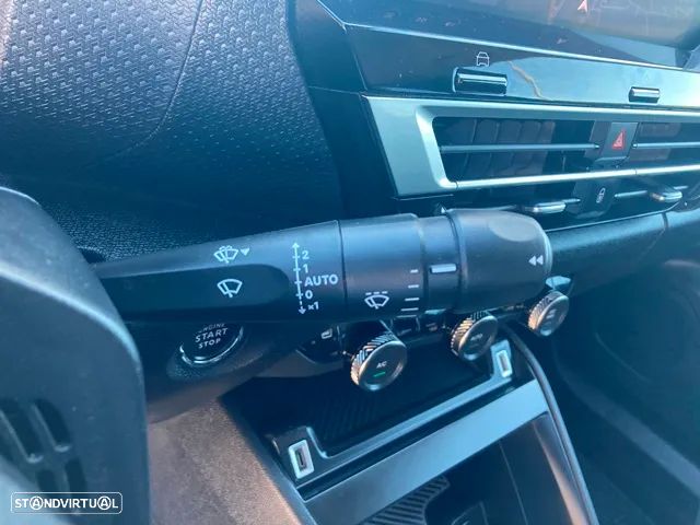 Citroën C4 1.2 PureTech Shine Pack EAT8 - 19