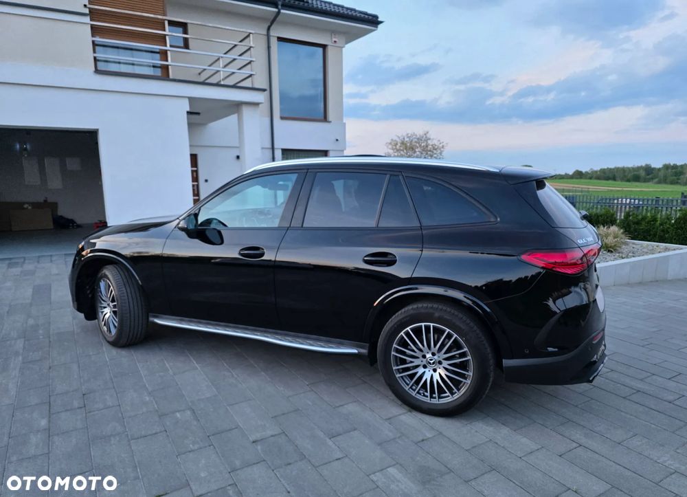 Mercedes-Benz GLC 300 mHEV 4-Matic AMG Line - 3