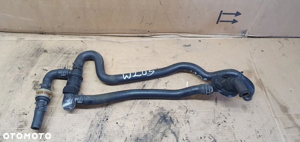Rura wąż przewód wody Mercedes W203 A2035061635 A2035061735 - 1