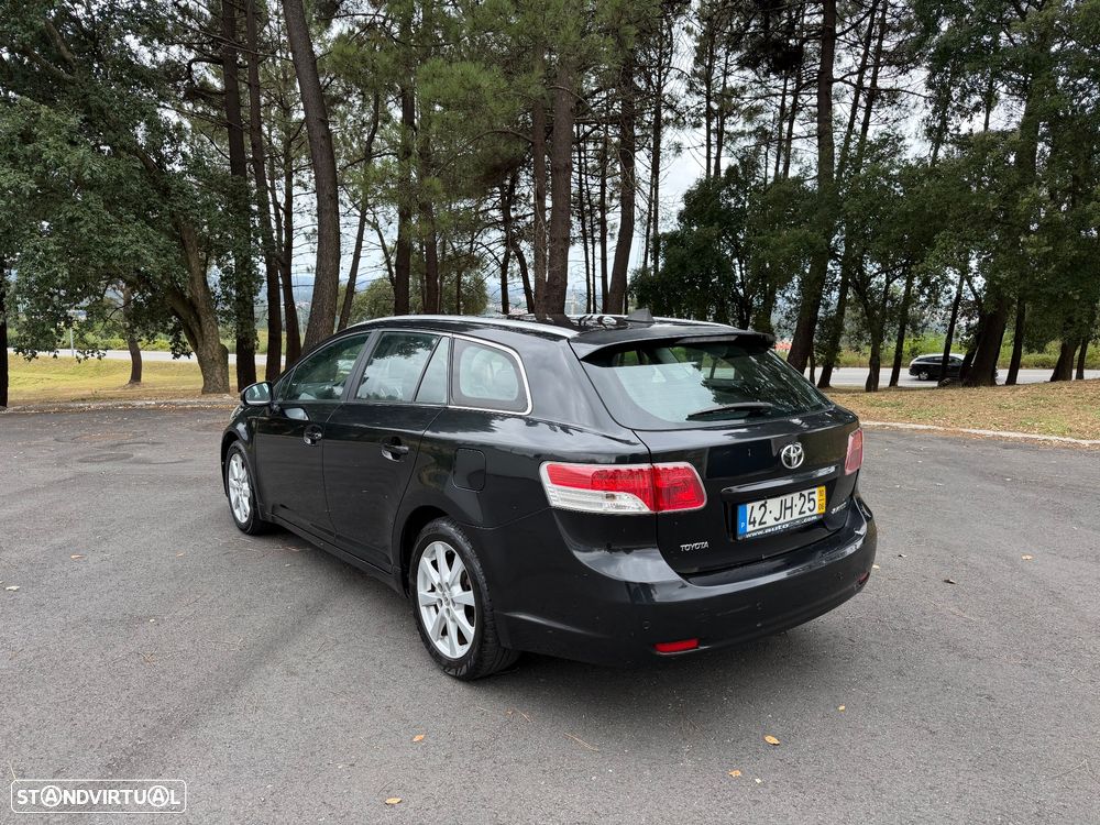 Toyota Avensis SW 2.0 D-4D - 4