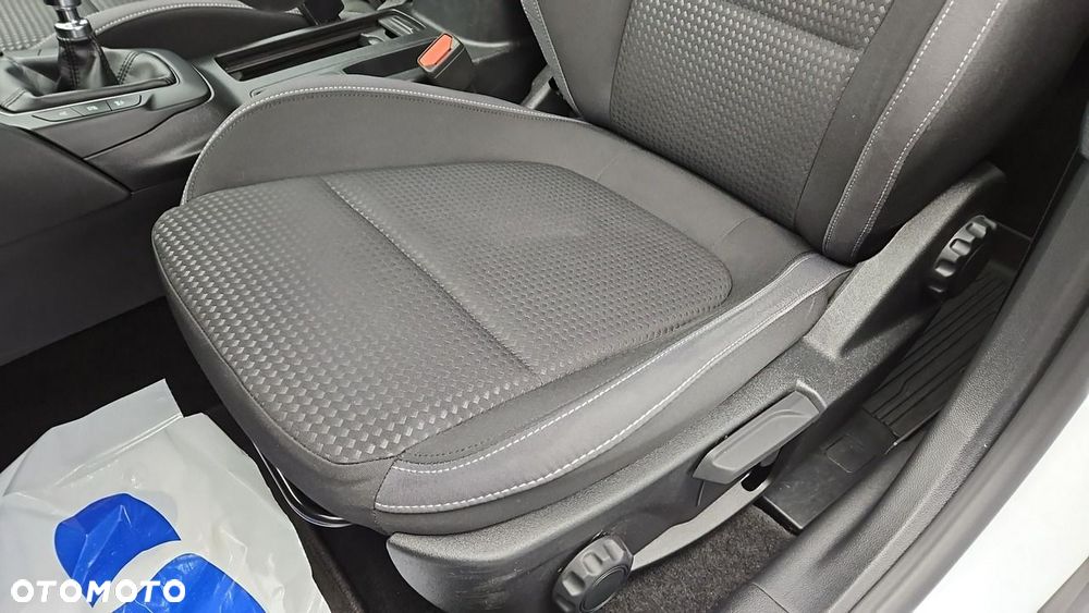 Ford Focus - 13