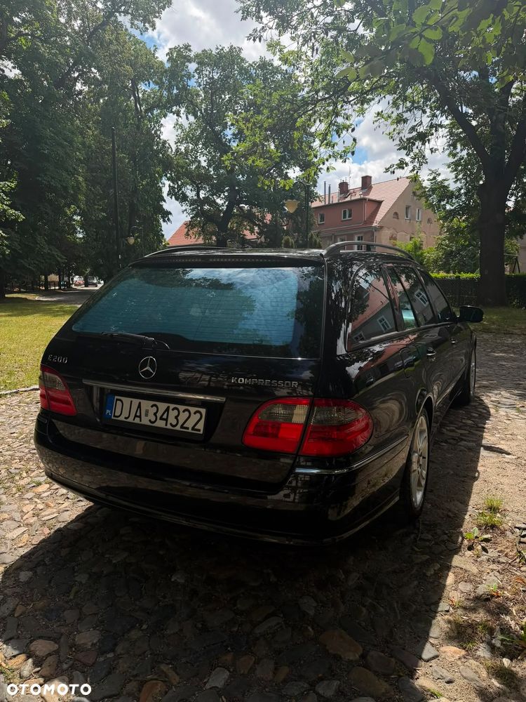 Mercedes-Benz Klasa E - 9