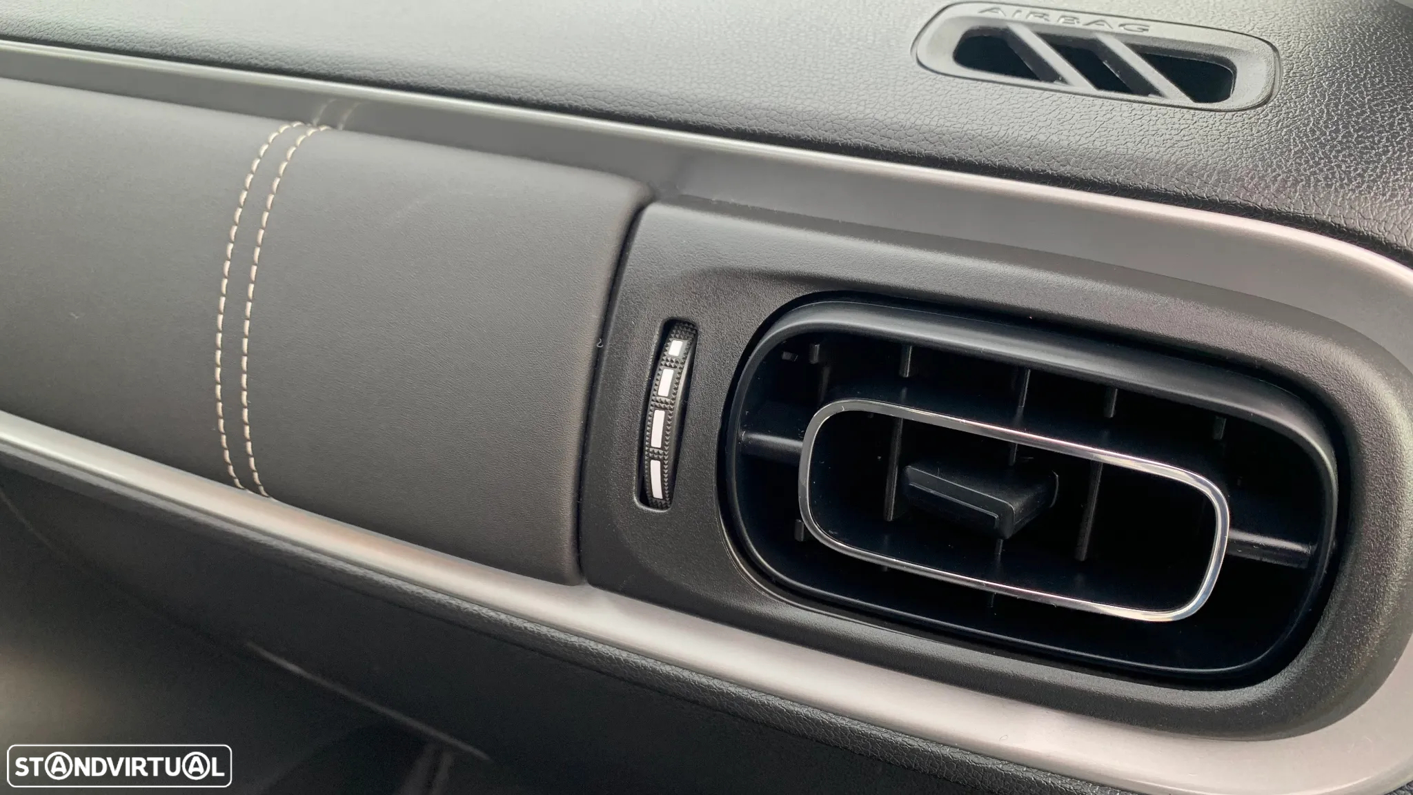 Citroën C3 1.2 PureTech C-Series - 9