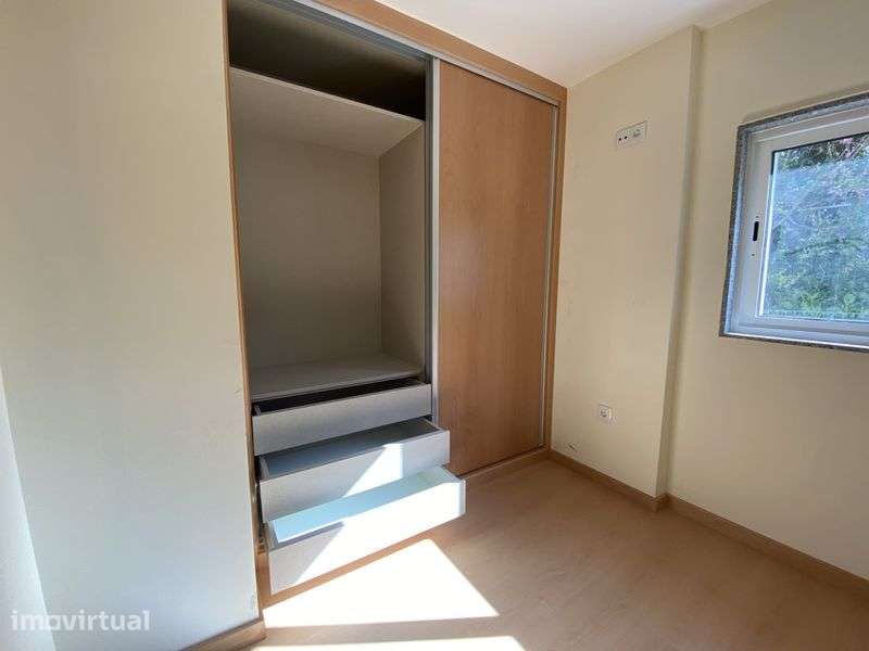 Apartamento T2 em Ceira na estacao de Metro - Grande imagem: 5/8