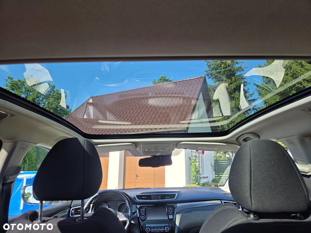 Nissan Qashqai 1.6 DCi 4x4 Tekna - 6