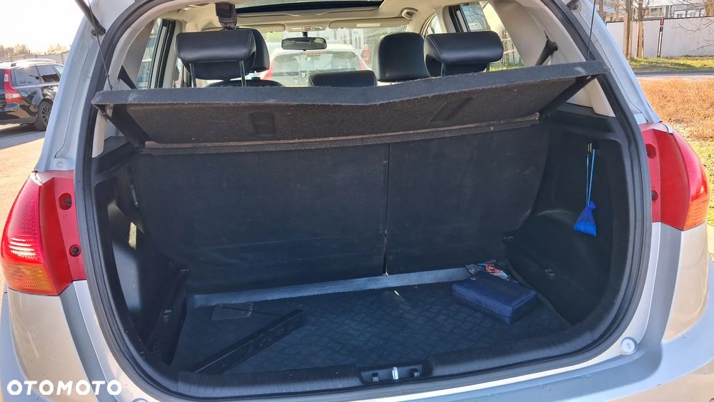 Kia Venga 1.4 CRDi L - 9