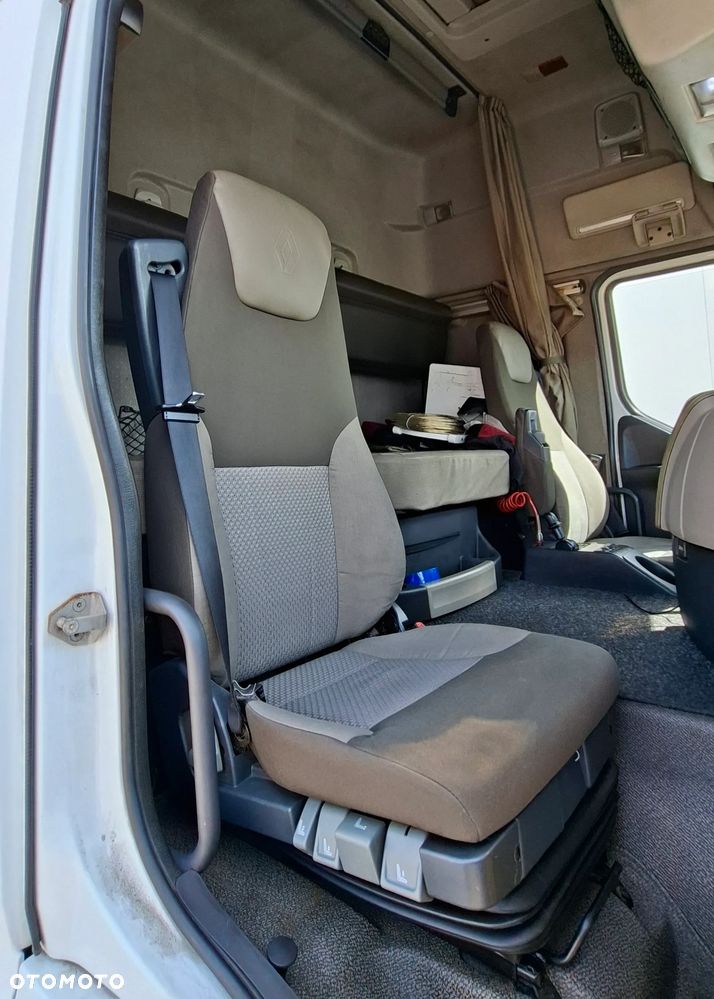 Renault Premium - 12