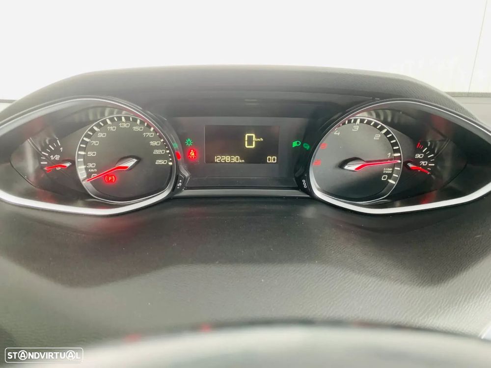 Peugeot 308 SW - 18