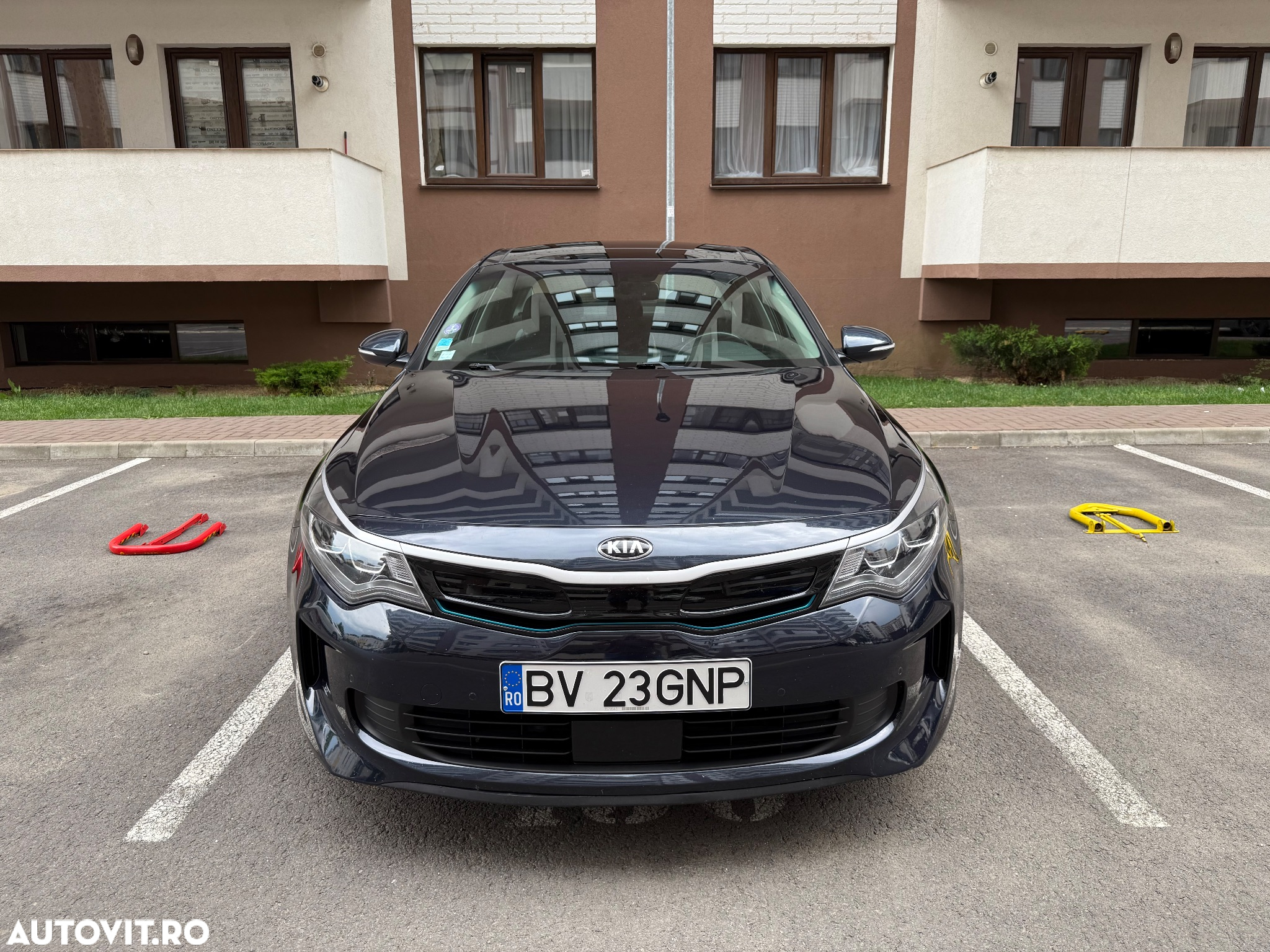 Kia Optima 2.0 GDI Plug-In Hybrid Attract - 2