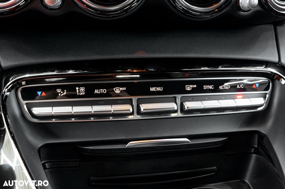 Mercedes-Benz AMG GT S Coupe Speedshift 7G-DCT Edition 1 - 37