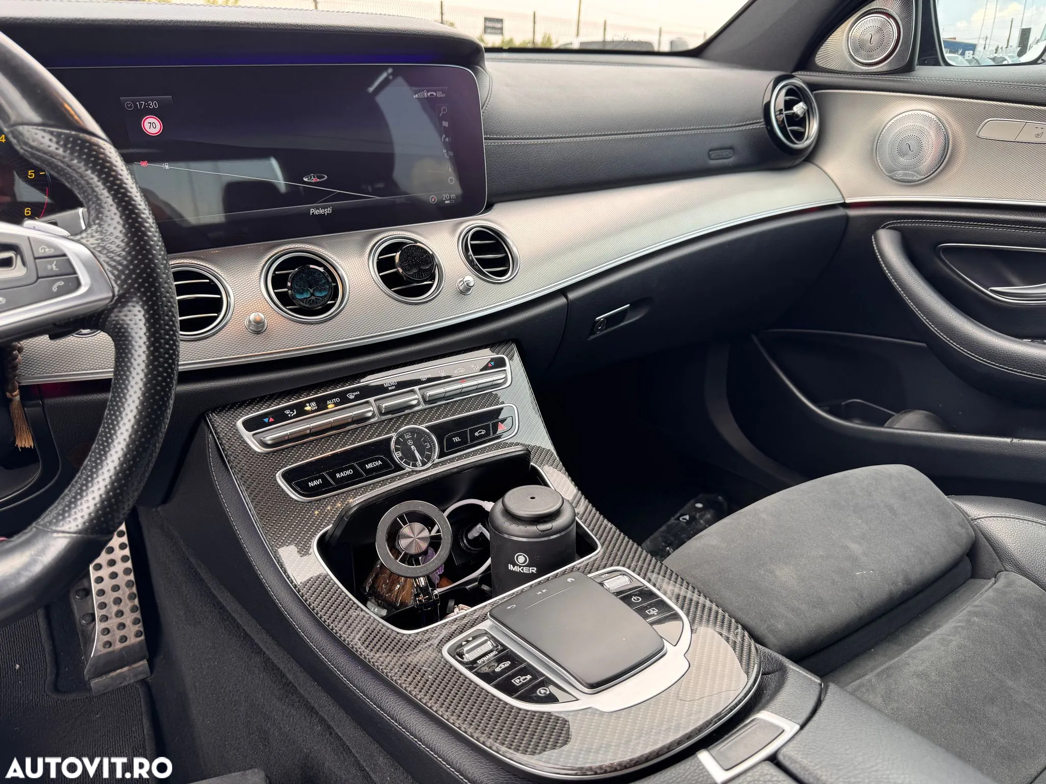Mercedes-Benz E - 8
