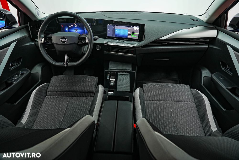 Opel Astra 1.2L Turbo Start/Stop AT8 Business Edition - 2