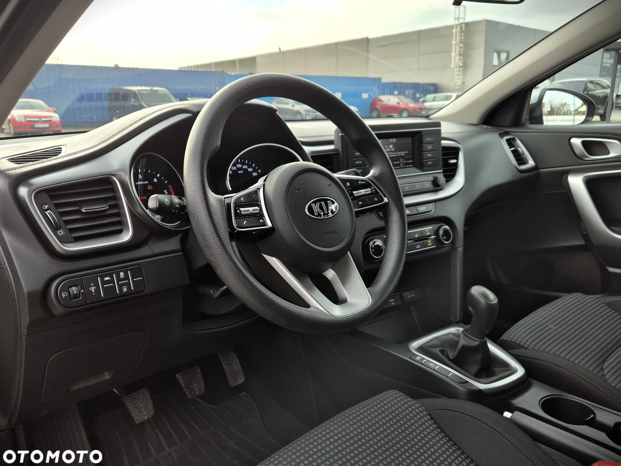 Kia Ceed 1.6 CRDi mHEV S - 11